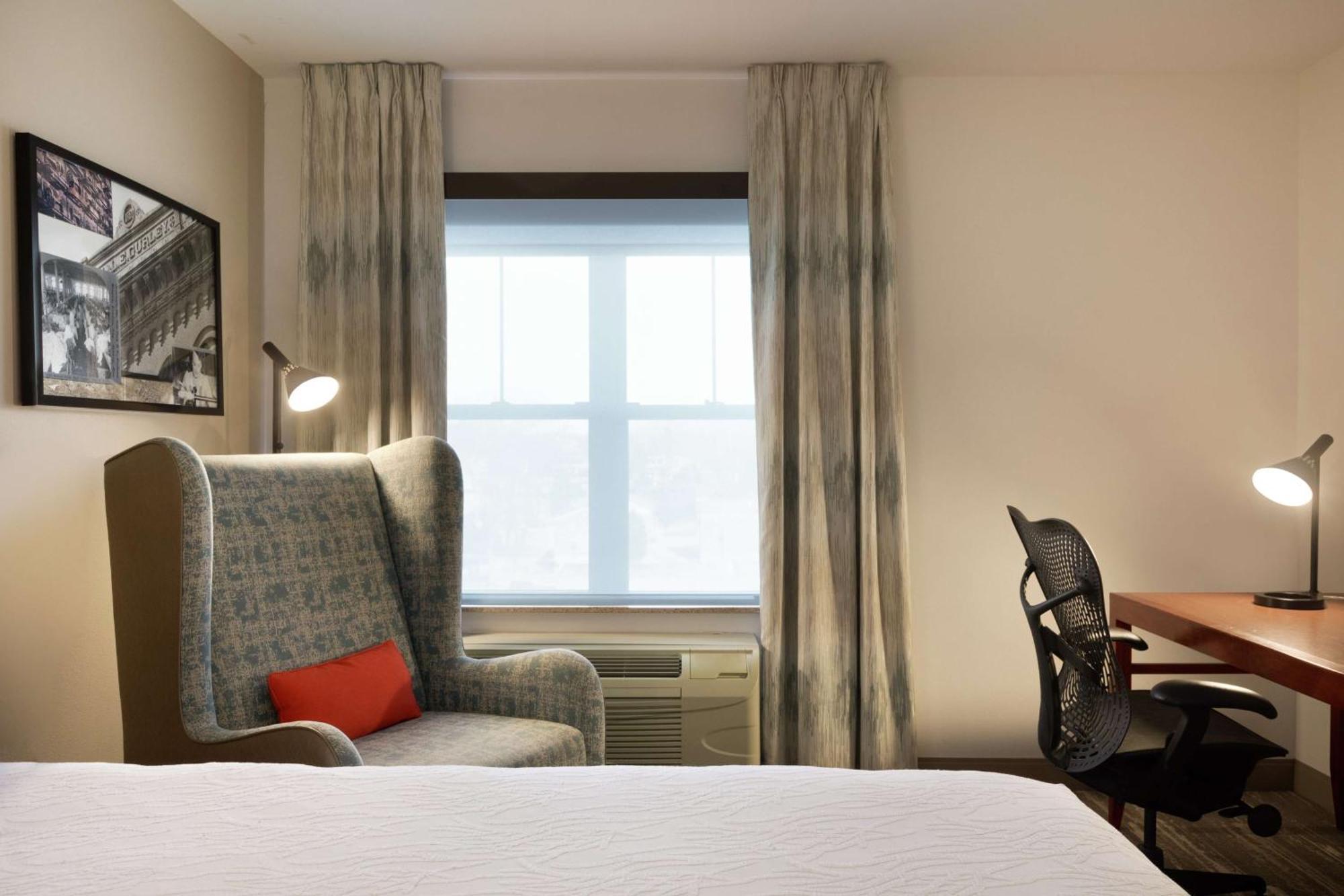 Hilton Garden 3*